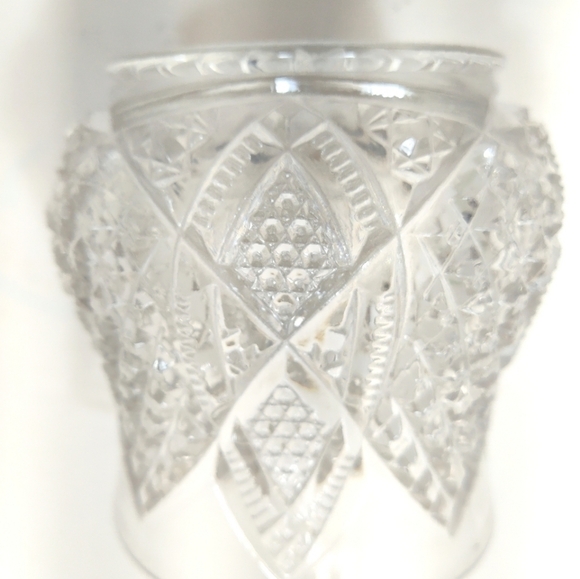 Vintage Pressed Glass Votive Holder – Cut Glass Diamond Starburst Pattern - Picture 3 of 6